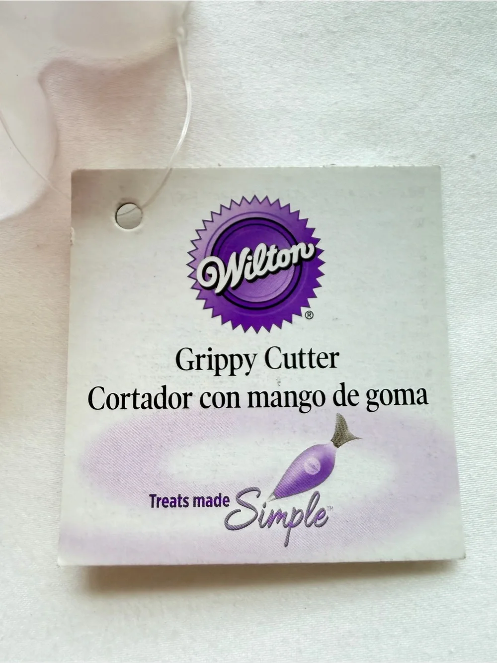 NWT Wilton Grippy Cutter Pink Plastic Flower Cookie Cutter